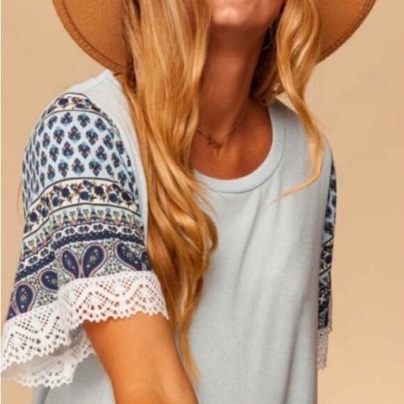 Tops - Women’s Soft Boho Knit Crochet Sleeve Top